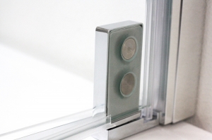 Roltechnik Hitech Neo Line egyszárnyú zuhanyajtó két fal közé