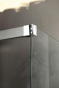 Fondura zuhanykabin átlátszó üveggel egy tolóajtó + egy fix fal