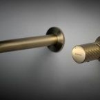 Deante Silia Hexa mosdó csaptelep, falsík alatti, szálcsiszolt arany, BHS R54L