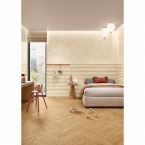 Spotlight_Trim1.jpg